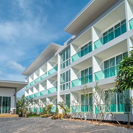 The Tree Samui Hotel Bophut Exterior photo
