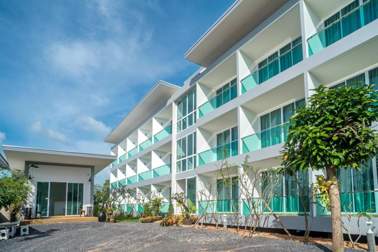The Tree Samui Hotel Bophut Exterior photo