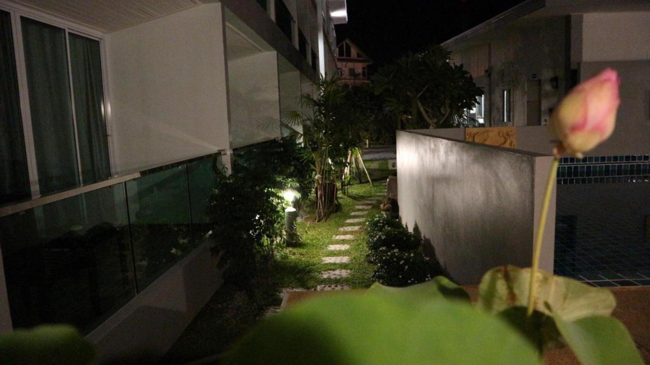 The Tree Samui Hotel Bophut Exterior photo