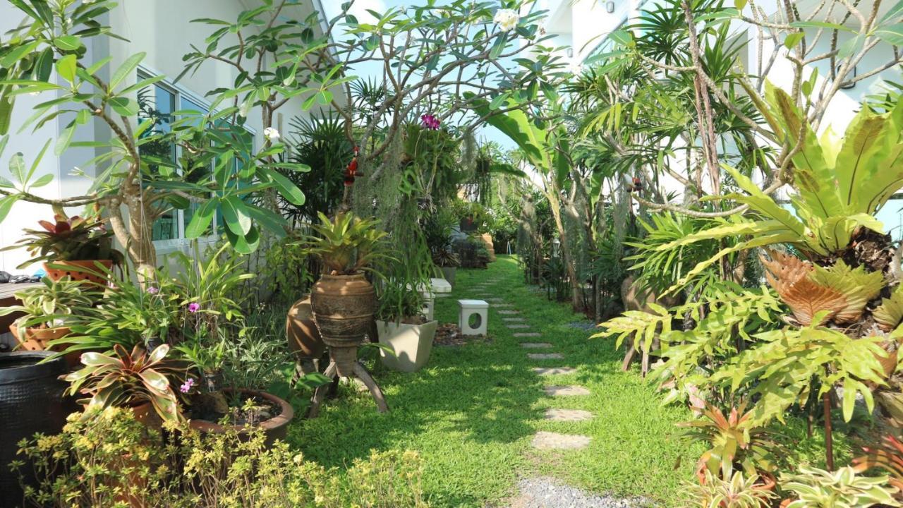 The Tree Samui Hotel Bophut Exterior photo